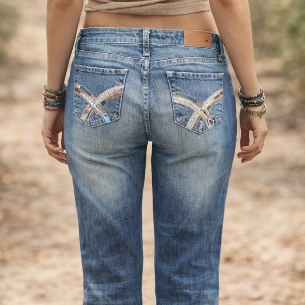 Vigoss Blue Wash Boot-Cut Embellished Jeans Size 5